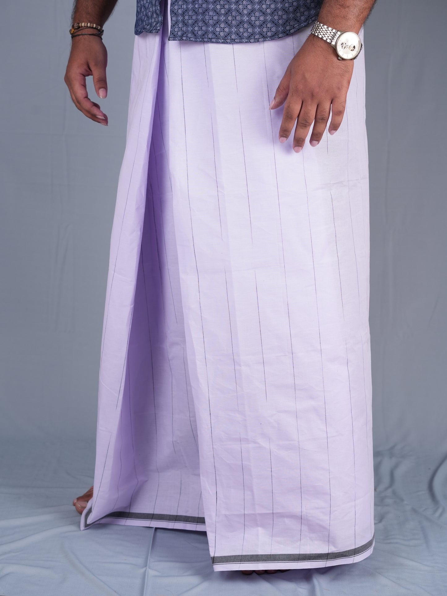2.20 Mtrs 303 Supreme White Check  Lungie Model 8