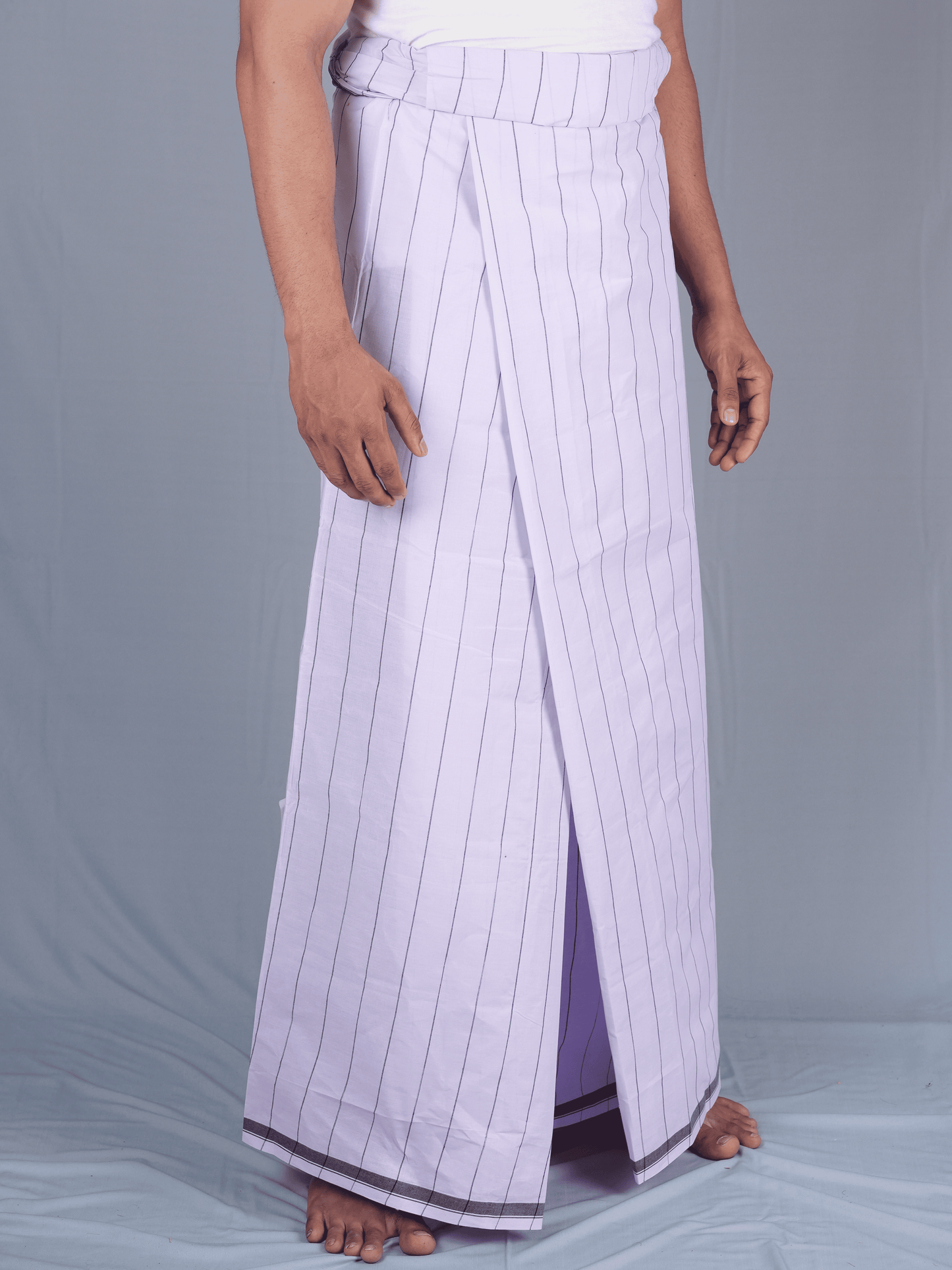 2.20 Mtrs 303 Supreme White Check  Lungie Model 10