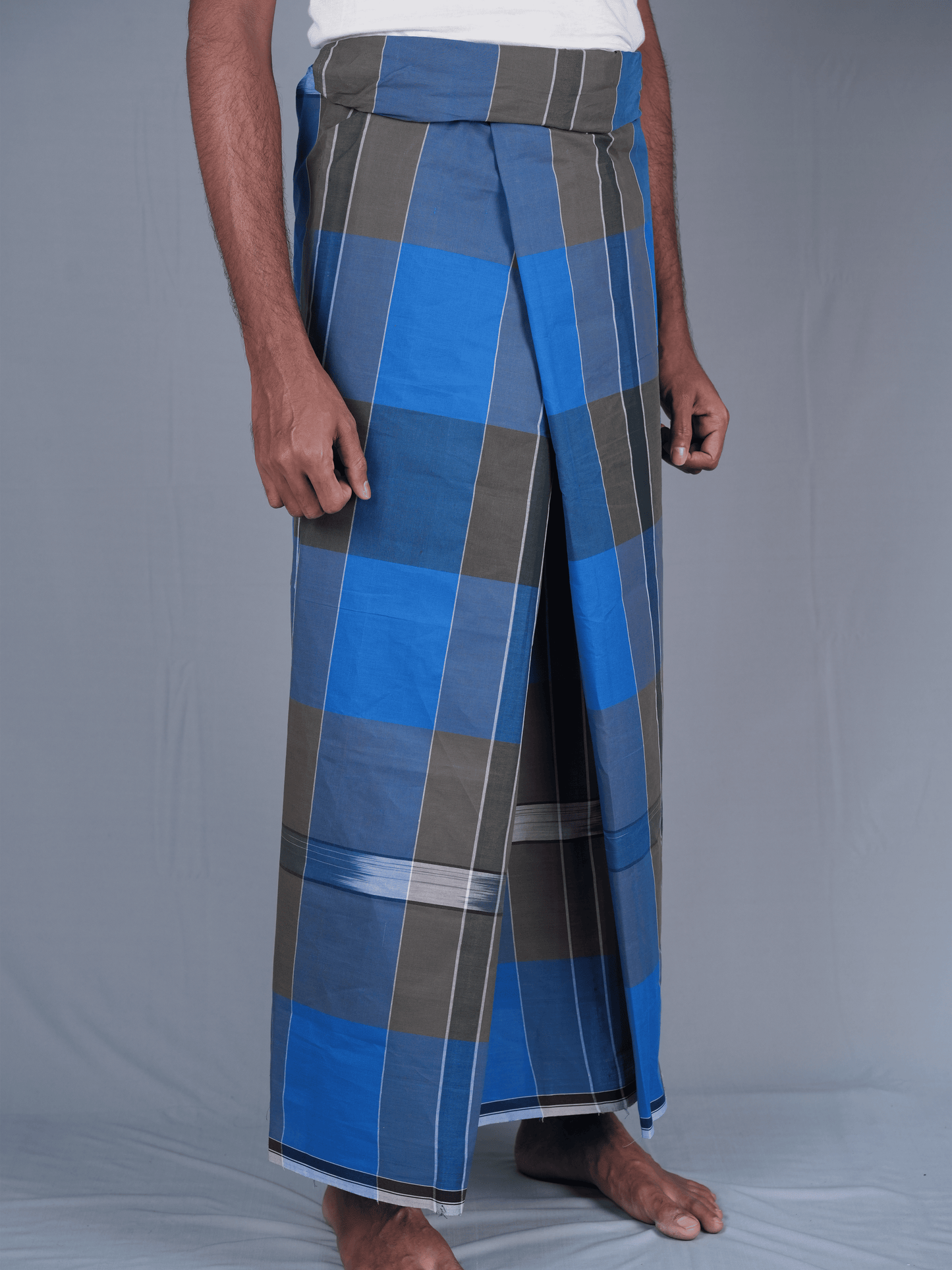 2.20 Mtrs 303 Supreme Fancy Colour Lungie Model 1