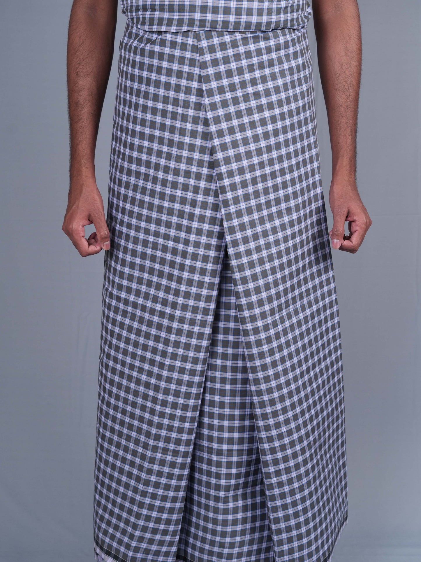 2.20 Mtrs Dolphin Grand Mini Check Lungie Model 6