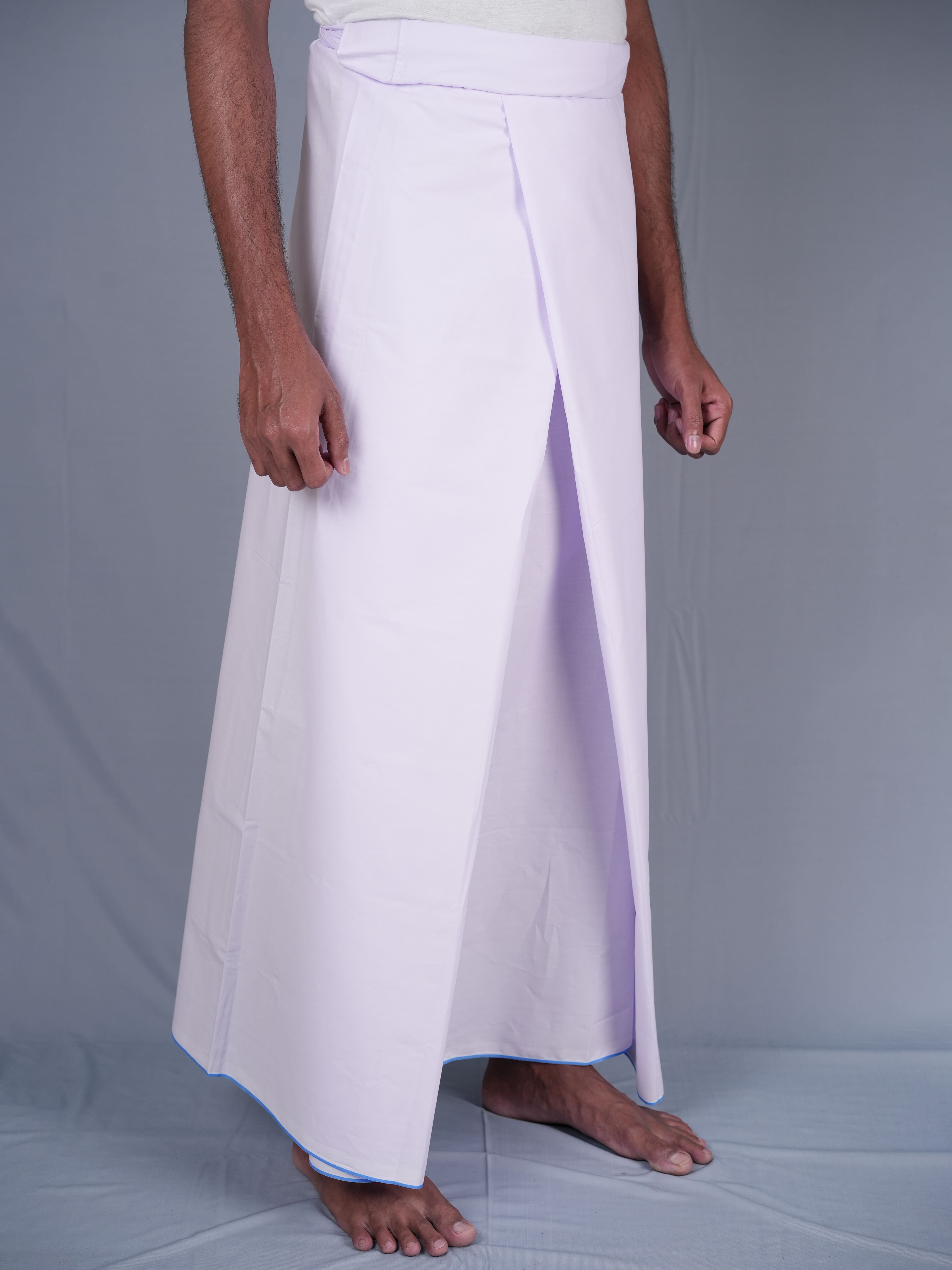 2.20 Mtrs 303 Supreme Plain White Lungie Model 1