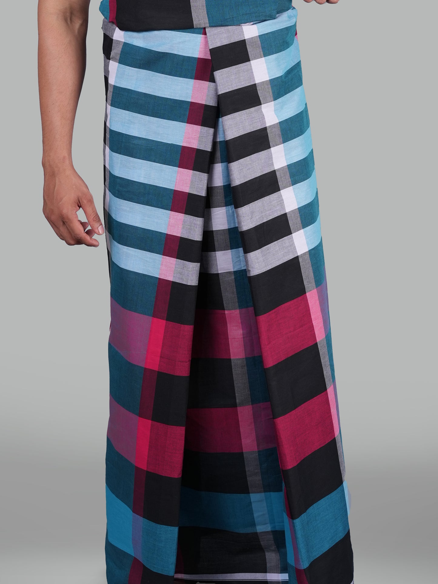 2.10 Mtrs Classic Fancy Colour Lungie Model 2