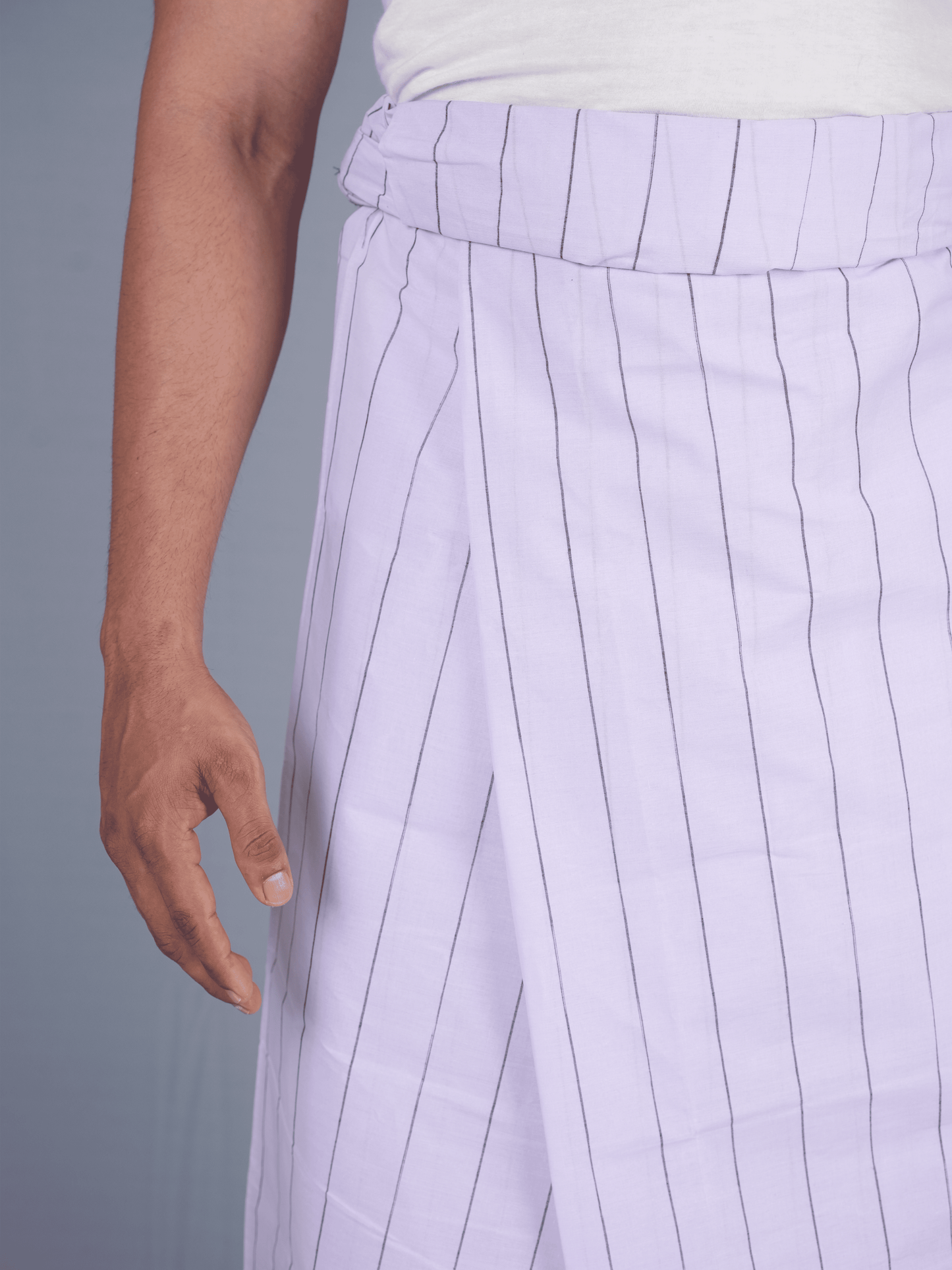 2.20 Mtrs 303 Supreme White Check  Lungie Model 10