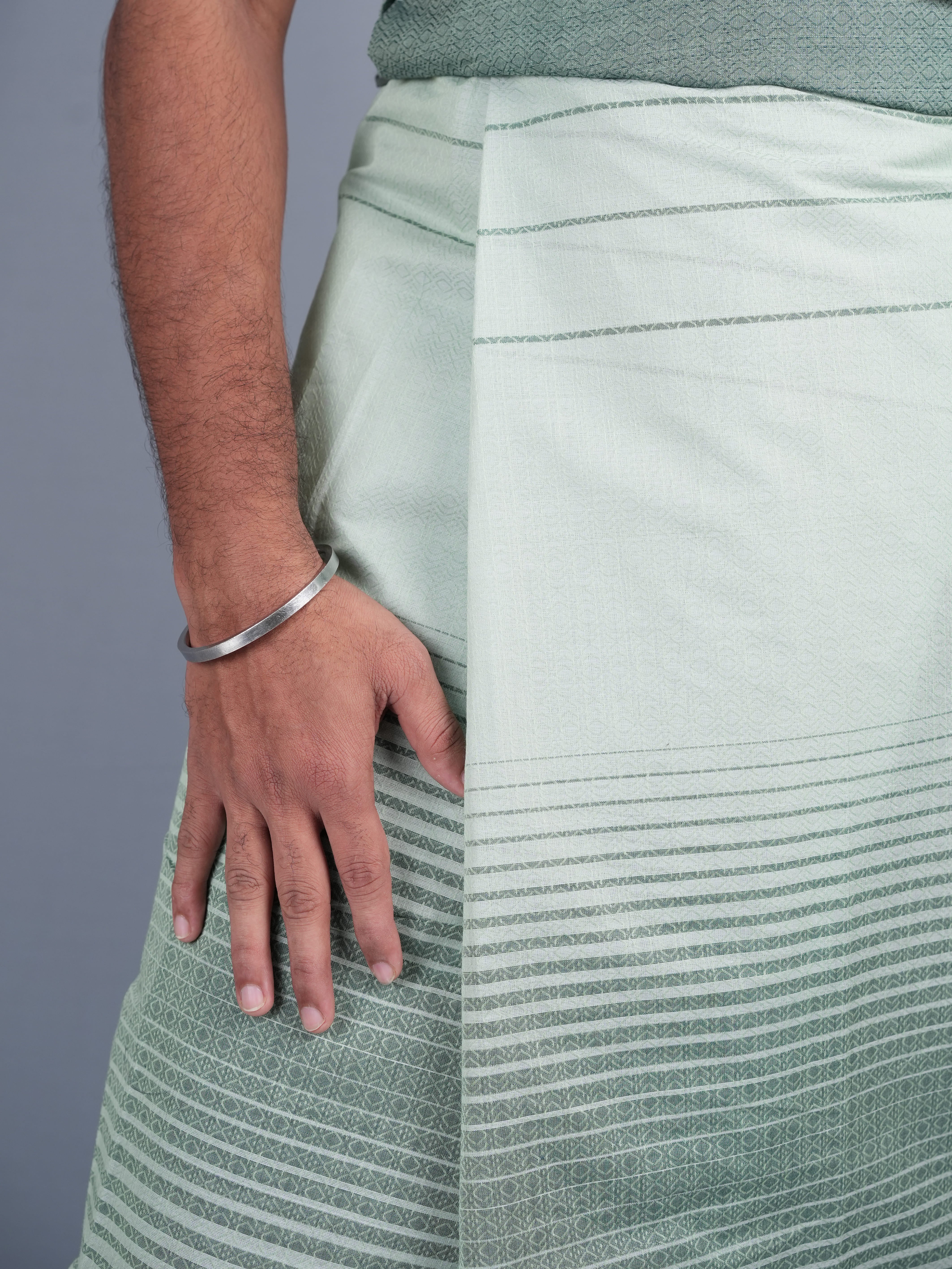 2.10 Mtrs Classic Doppy Lungie Model 12